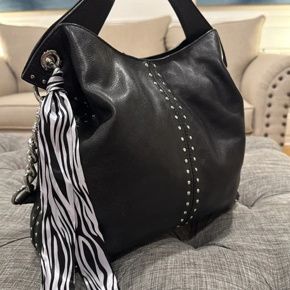 Michael Kors Bag Studded Black Leather Chain Hobo - Picture 3 of 17